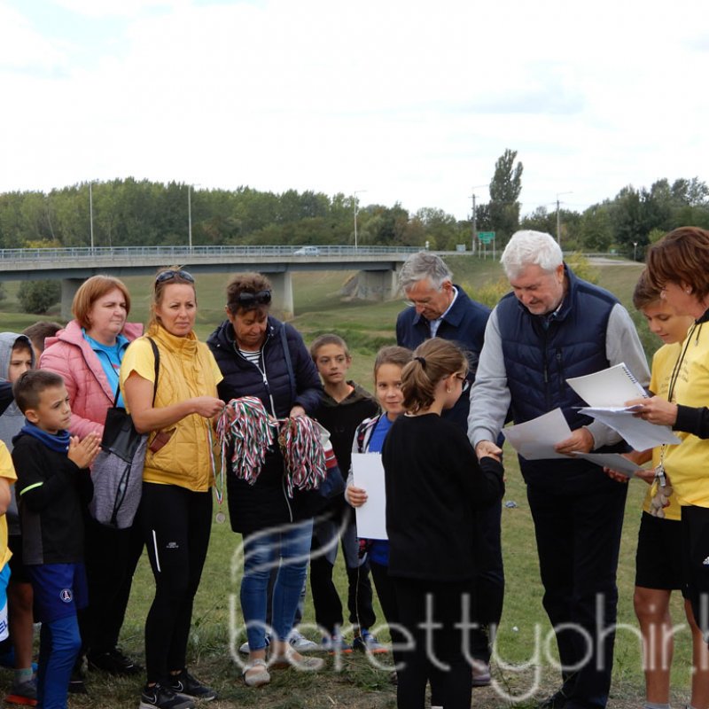 Mezei futóbajnokság Berettyóújfaluban 93